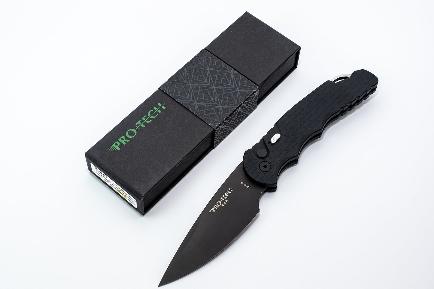 TR-4 F3 Tactical Response 4 Black handle w Feather Texture CPM D2