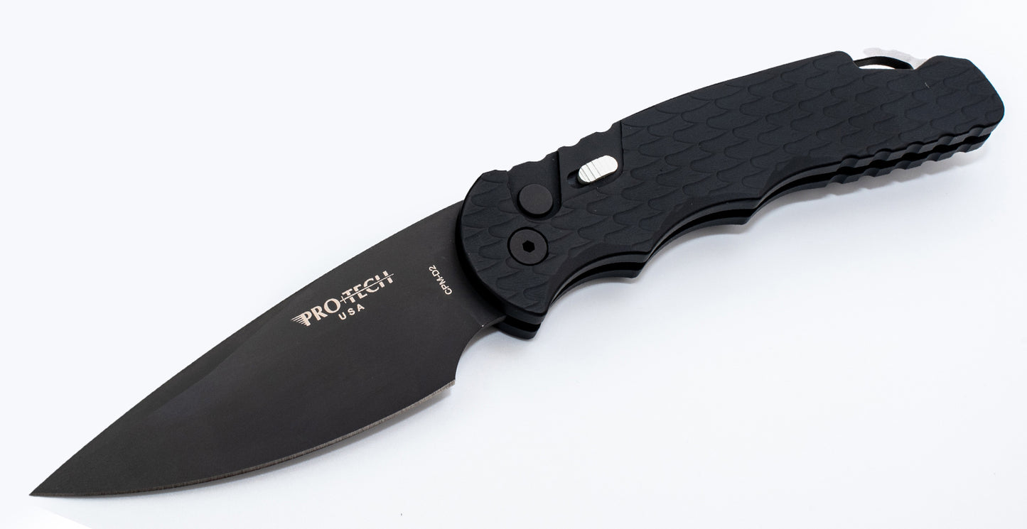 TR-4 F3 Tactical Response 4 Black handle w Feather Texture CPM D2