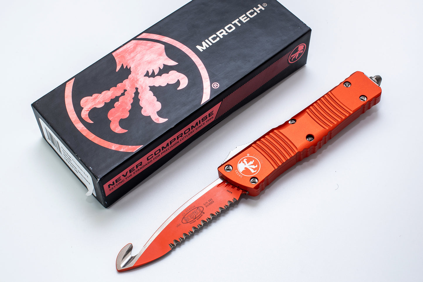 Combat Troodon Tactical HS Rescue Orange  M390