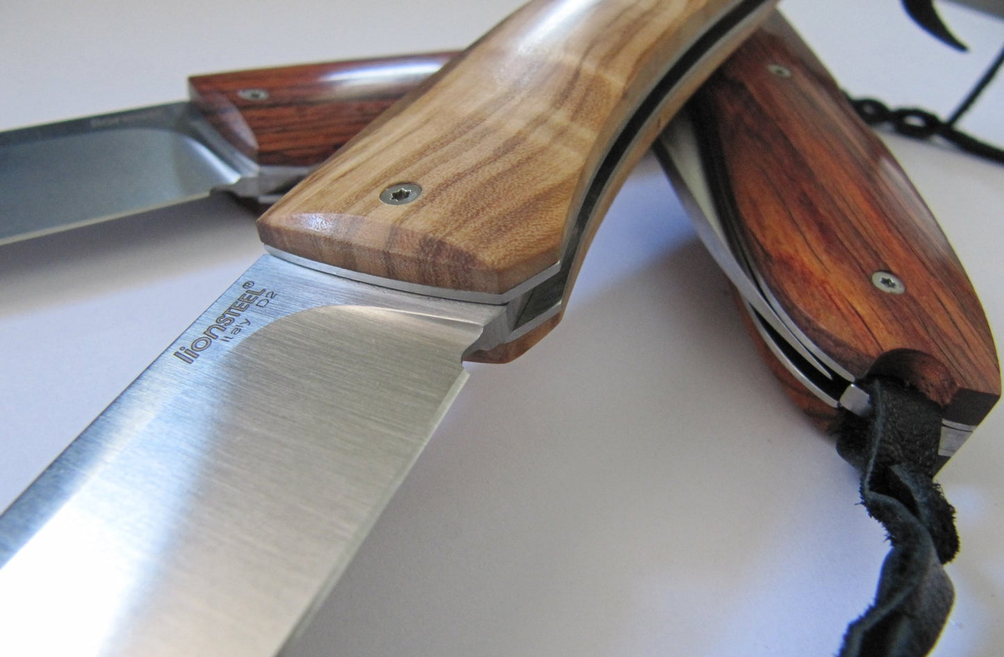 Big Opera Classic - Olive wood handle 8810 UL