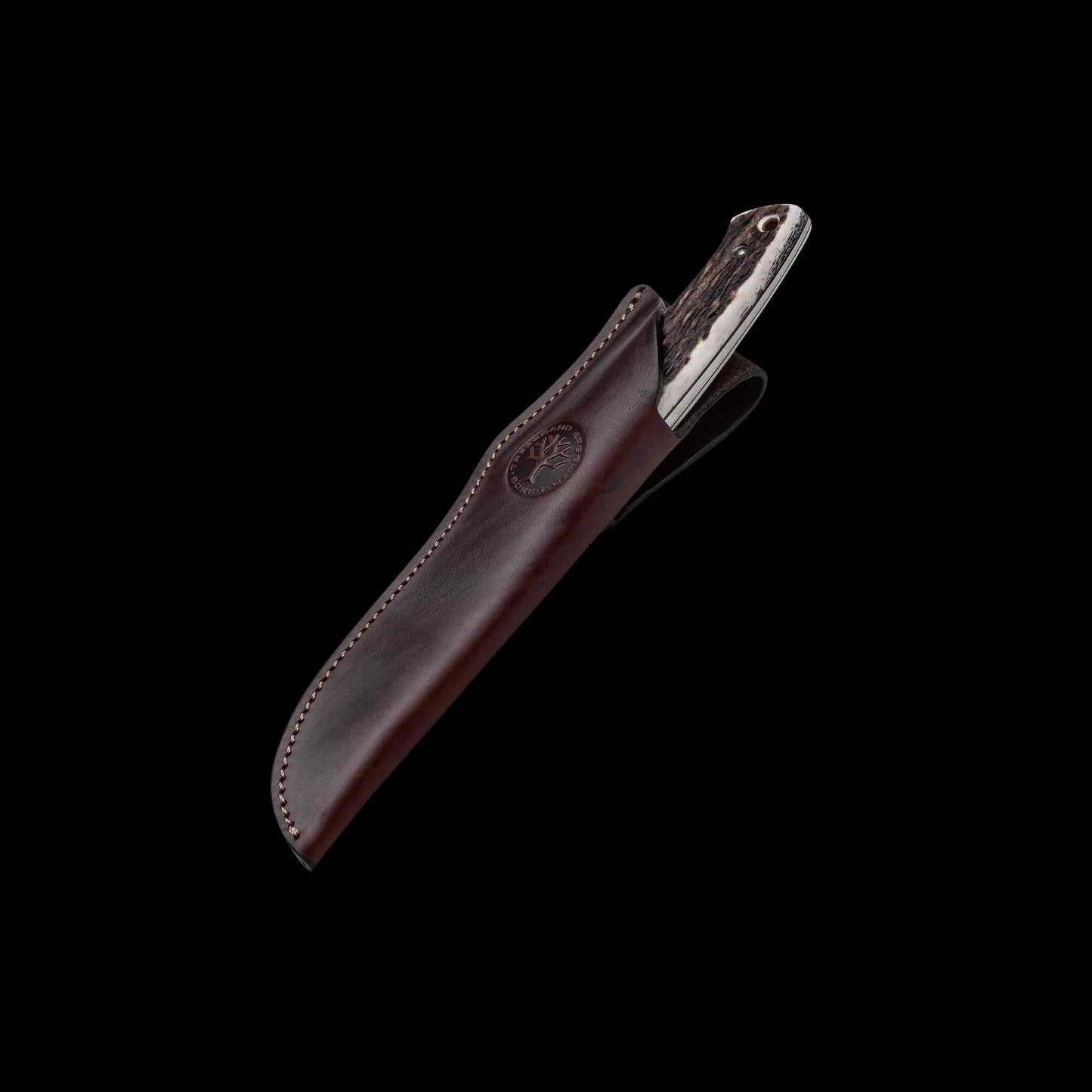 Boker Arbolito Hunter Stag fixed blade knife with Böhler N695 stainless steel blade, genuine stag handle, and leather sheath