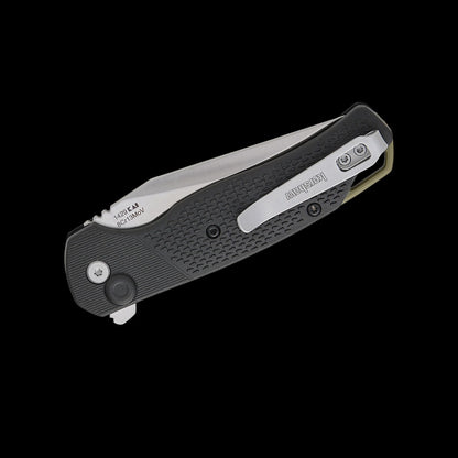 Dual-textured black GFN handle on Kershaw Runoff folding knife