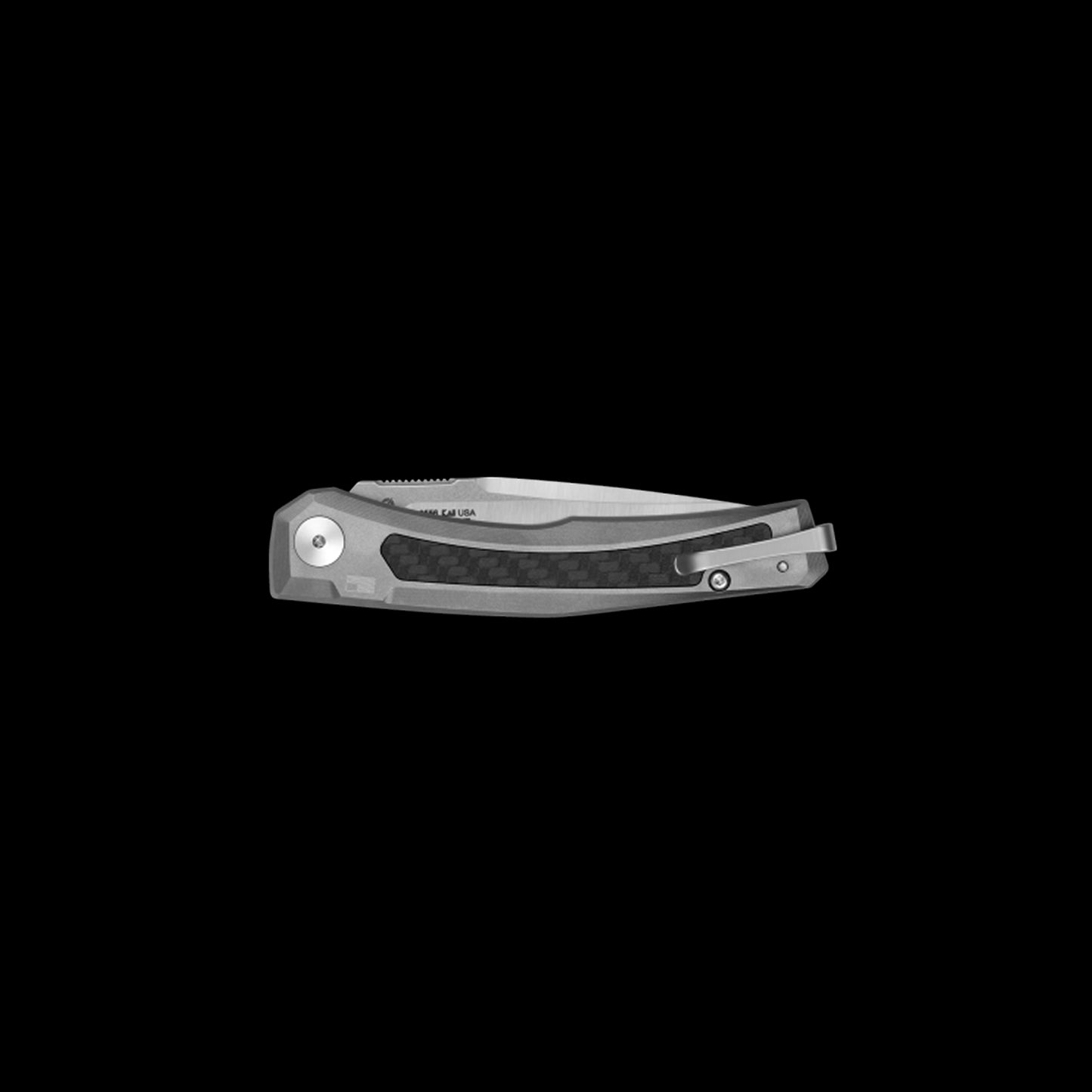 Titanium handle with carbon-fiber inserts on Zero Tolerance 0556